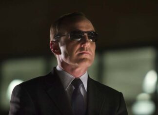 Kevin Feige dice que Tony no sabe si Coulson está vivo en Iron Man 3. Además, no habrá película de Runaways Agente Coulson