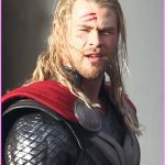 Chris Hemsworth como Thor