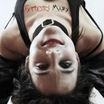 María Tifoidea en la serie Web de Masacre