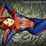 Nicole Marie Jane con el traje de The Amazing Spider-Man