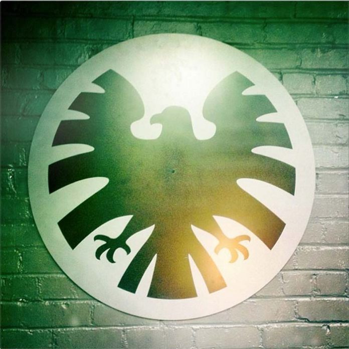 Logo de la serie S.H.I.E.L.D.