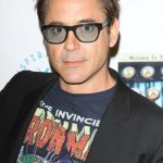 Robert Downey Jr. con camiseta de Iron Man Nº 11