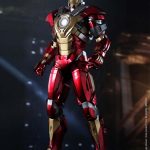 Figura de la Mark XVII de Iron Man 3 de Hot Toys