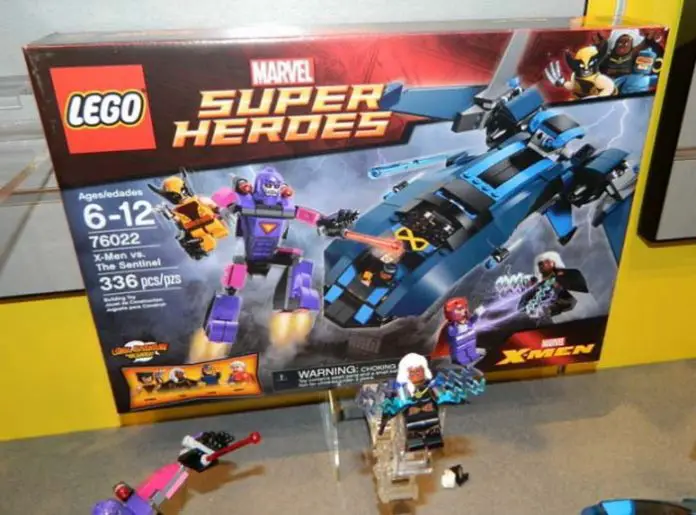 LEGO X-Men Vs. The Sentinel