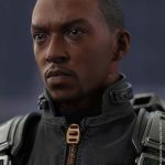 Figura Hot Toys del Halcón de Capitán América: El Soldado de Invierno