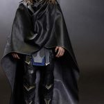 Figura de Thor de Hot Toys basada en Thor de Thor: El Mundo Oscuro
