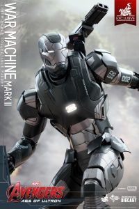 Figura Hot Toys de Máquina de Guerra Mark II de Vengadores: La Era de Ultrón