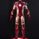 Estatua tamaño real de Iron Man de Vengadores: La Era de Ultrón