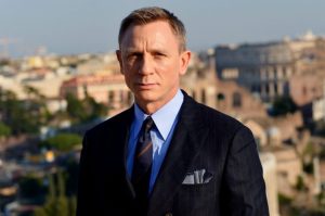 Daniel Craig