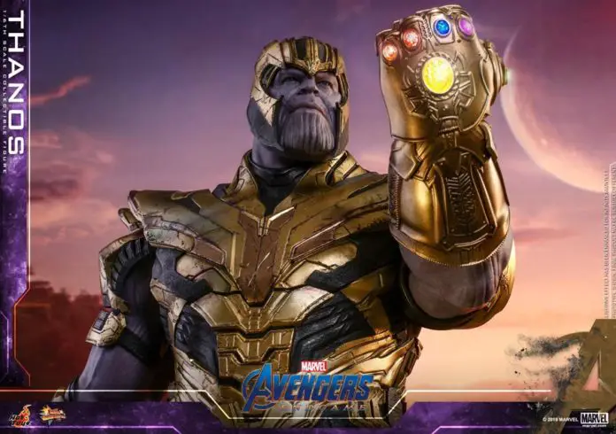 Figura Hot Toys de Thanos basada en Vengadores: Endgame