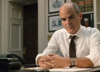 Un actor de El Pingüino alaba a Colin Farrell en el spin-off de The Batman Michael Kelly