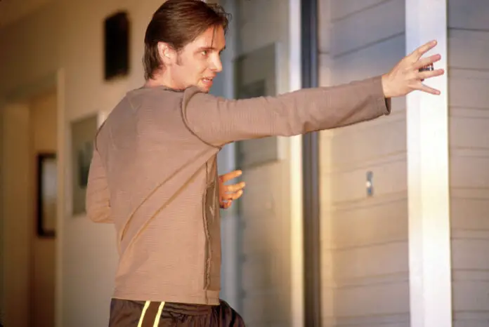 Aaron Stanford en X-Men La Decisión Final Aaron Stanford como Pyro en X-Men La Decisión Final