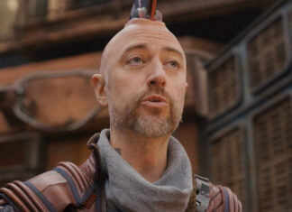 Sean Gunn habla de su papel de Maxwell Lord en Creature Commandos Sean Gunn