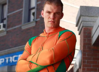 Alan Ritchson como Aquaman en Smallville