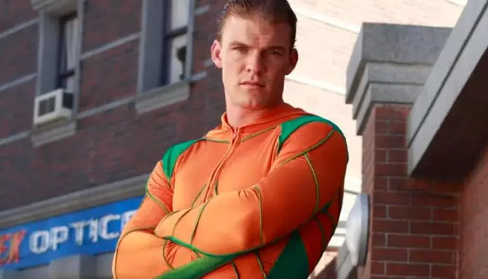 Alan Ritchson como Aquaman Alan Ritchson como Aquaman en Smallville