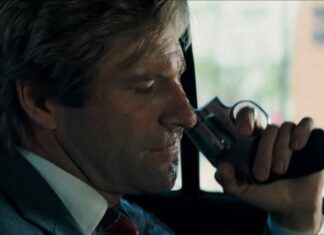 Aaron Eckhart habla sobre el legado duradero de El Caballero Oscuro Aaron Eckhart como Dos Caras en El Caballero Oscuro