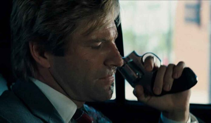 Aaron Eckhart en El Caballero Oscuro Aaron Eckhart como Dos Caras en El Caballero Oscuro