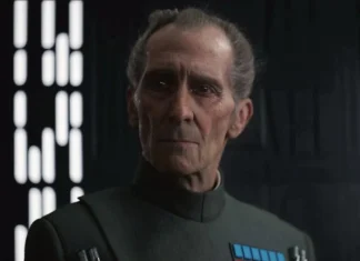 Demandan a Disney por usar la imagen de Peter Cushing en Rogue One Peter Cushing como el Gran Moff Tarkin
